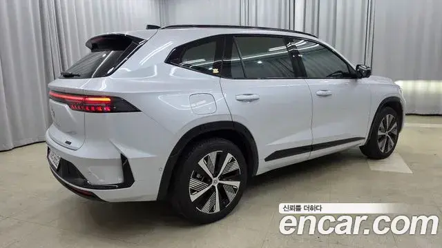 Renault Samsung Grand Koleos 2024 — Фото 3/20