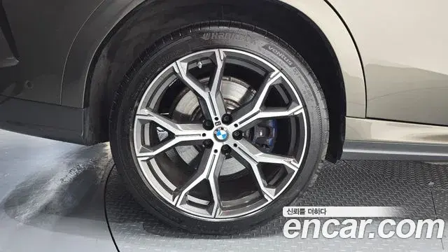 BMW X6 2021 — Фото 5/20