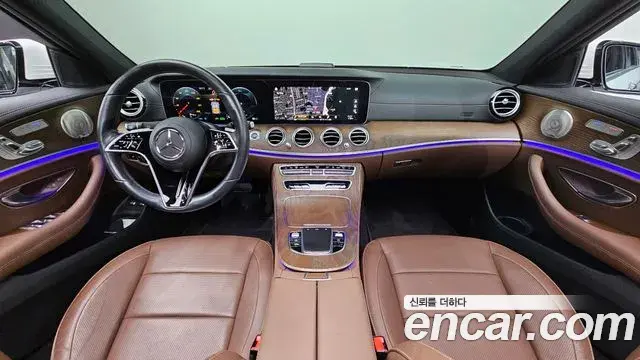 Mercedes-Benz E-Class 2021 — Фото 7/20