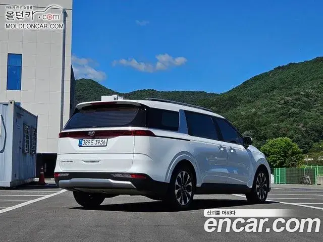 Kia Carnival 2021 — Photo 3/18