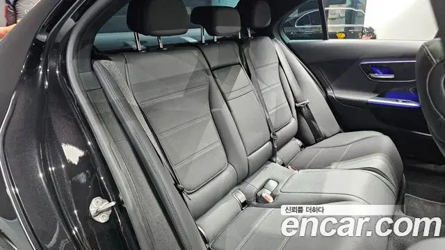 Mercedes-Benz C-Class 2022 — Фото 11/20