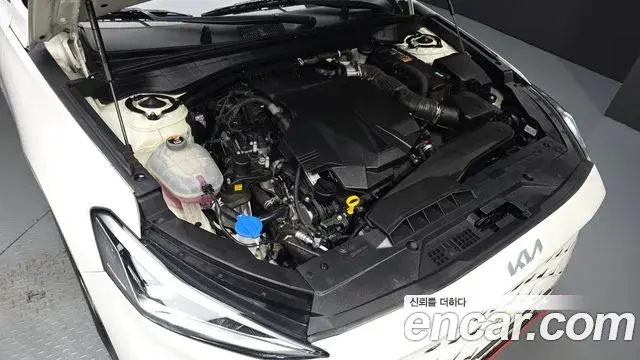 Kia K8 2023 — Photo 12/30