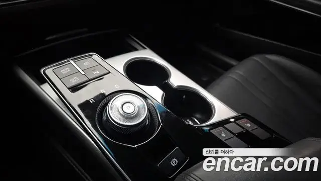 Kia K8 2023 — Photo 17/30