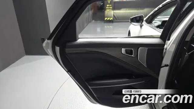 Kia K8 2023 — Photo 28/30