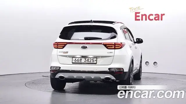 Kia Sportage The Bold 2018 — Фото 4/20