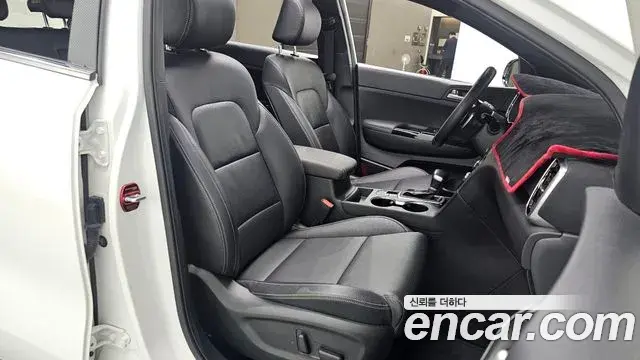 Kia Sportage The Bold 2018 — Фото 18/20