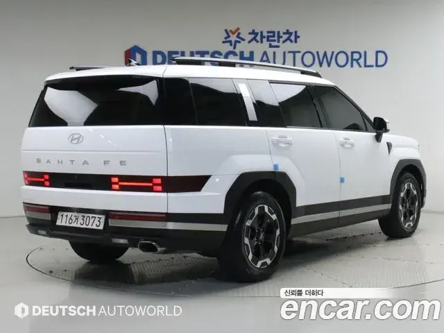 Hyundai Santa Fe 2024 — Фото 1/20