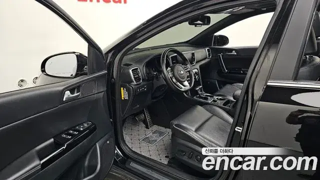 Kia Sportage The Bold 2019 — Фото 10/20