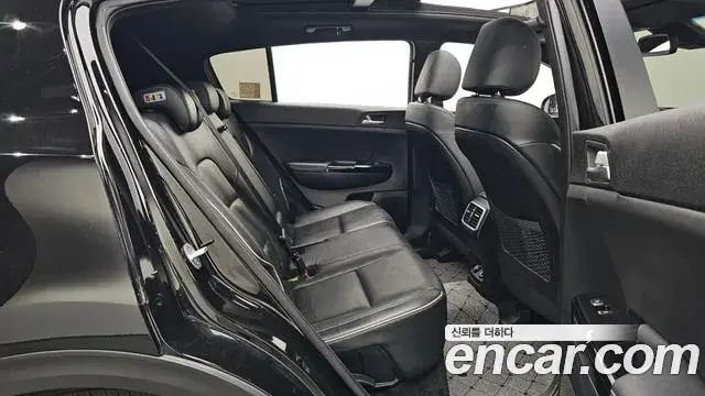Kia Sportage The Bold 2019 — Фото 11/20