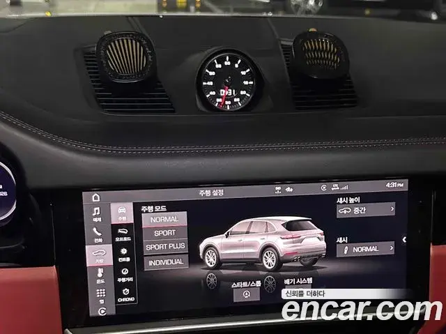 Porsche Cayenne 2021 — Фото 12/20