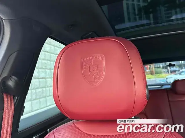 Porsche Cayenne 2021 — Фото 14/20