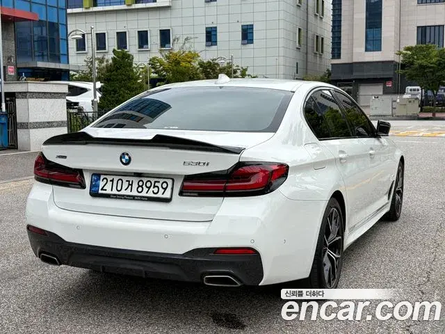 BMW 5 Series 2023 — Фото 1/20