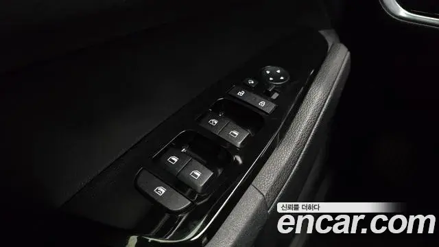 Kia Sportage 2021 — Фото 18/20