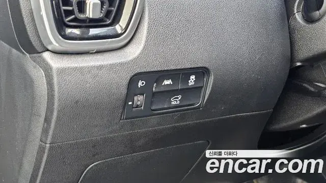 Kia Sorento 2023 — Фото 16/20