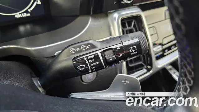 Kia Sorento 2023 — Фото 19/20