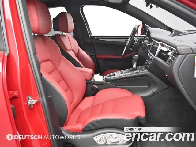 Porsche Macan 2021 — Фото 9/20
