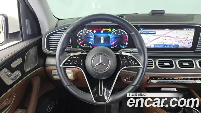 Mercedes-Benz GLE-Class 2024 — Фото 13/20