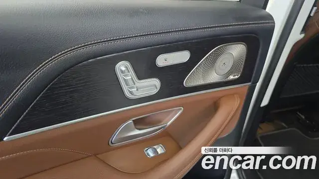 Mercedes-Benz GLE-Class 2024 — Фото 20/20