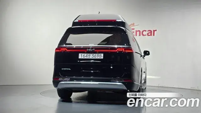 Kia Carnival 2022 — Фото 4/20