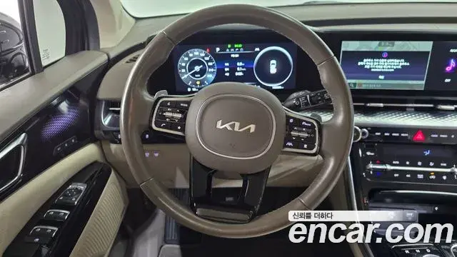 Kia Carnival 2022 — Фото 13/20