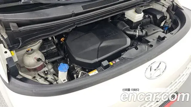Hyundai Staria 2021 — Фото 6/20