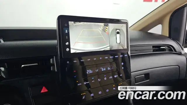 Hyundai Staria 2021 — Фото 13/20