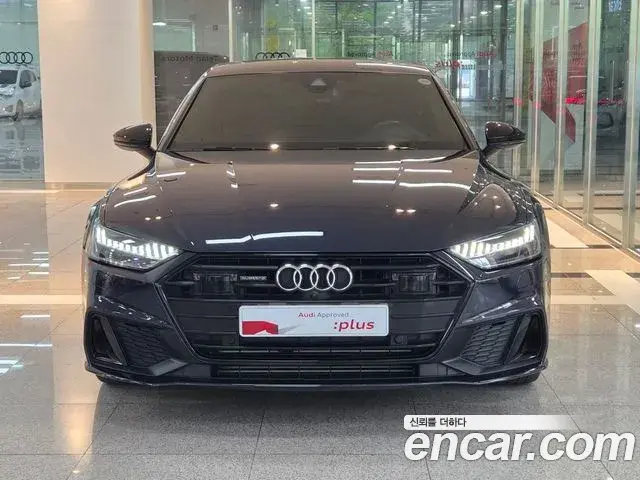 Audi A7 2022 — Фото 2/20