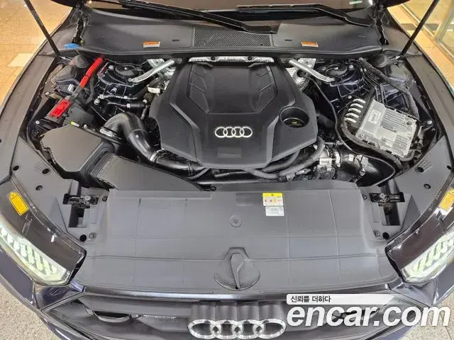 Audi A7 2022 — Фото 5/20