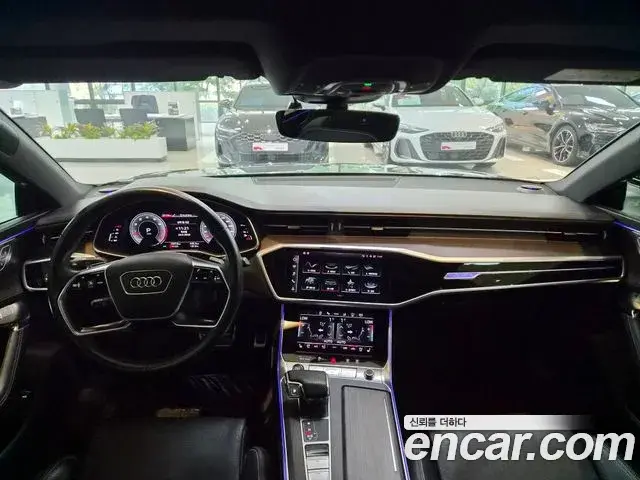 Audi A7 2022 — Фото 10/20