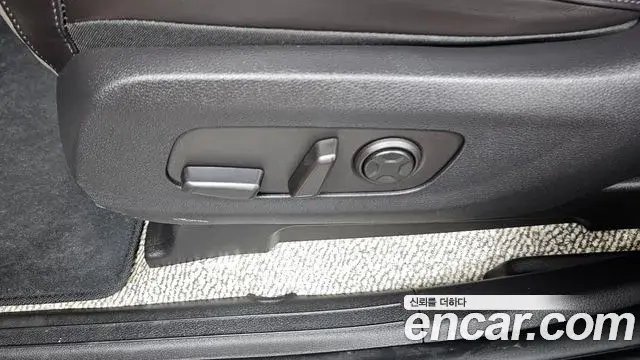 Kia Carnival 2024 — Şəkil 16/36