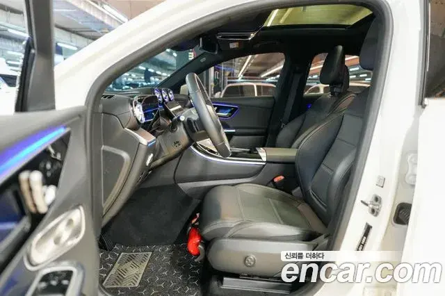 Mercedes-Benz GLC-Class 2024 — Фото 10/20