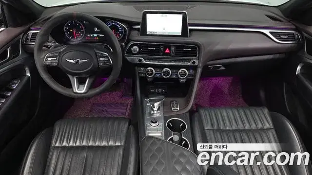 Genesis G70 2019 — Photo 28/37