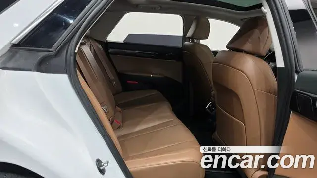 Hyundai Grandeur 2023 — Фото 12/20