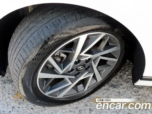 Hyundai Grandeur 2023 — Photo 20/20
