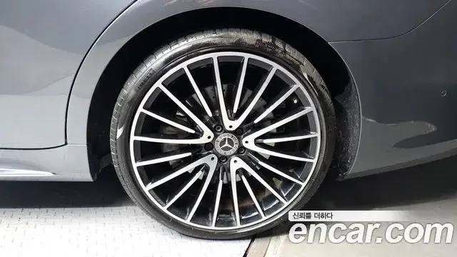 Mercedes-Benz S-Class 2021 — Şəkil 29/34