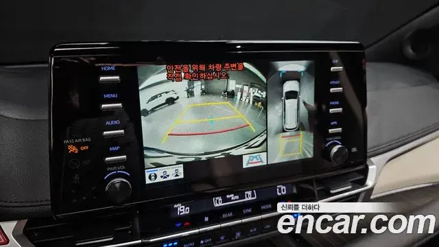Toyota Sienna 2022 — Photo 14/41