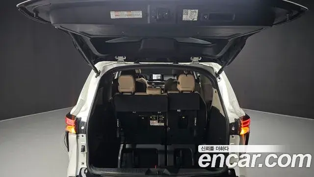 Toyota Sienna 2022 — Photo 11/41