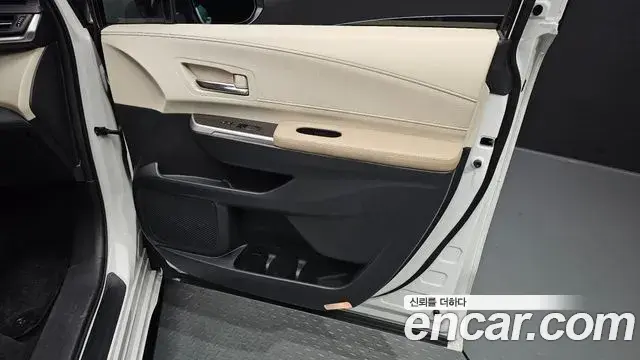 Toyota Sienna 2022 — Photo 21/41