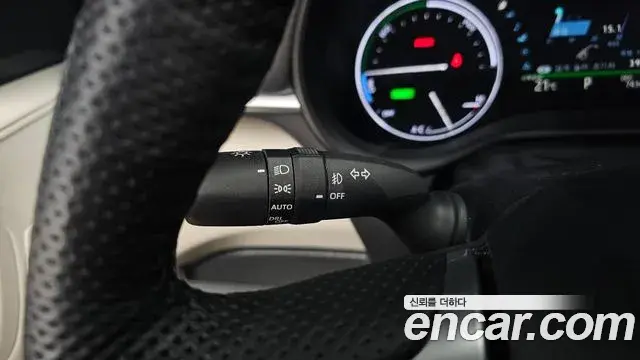 Toyota Sienna 2022 — Photo 15/41