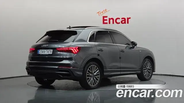 Audi Q3 2022 — Фото 2/20