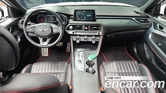Genesis G70 2019 — Photo 27/36