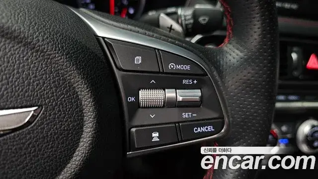 Genesis G70 2019 — Photo 10/36