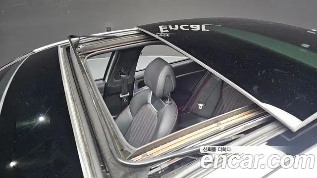 Genesis G70 2019 — Photo 33/36