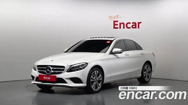 Mercedes-Benz C-Class 2020 — Фото 1/20
