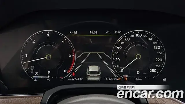 Volkswagen Touareg 2020 — Şəkil 22/36