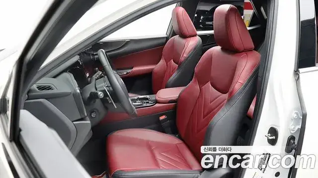 Lexus NX350h 2023 — Фото 14/20