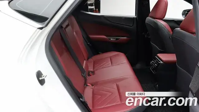 Lexus NX350h 2023 — Фото 16/20