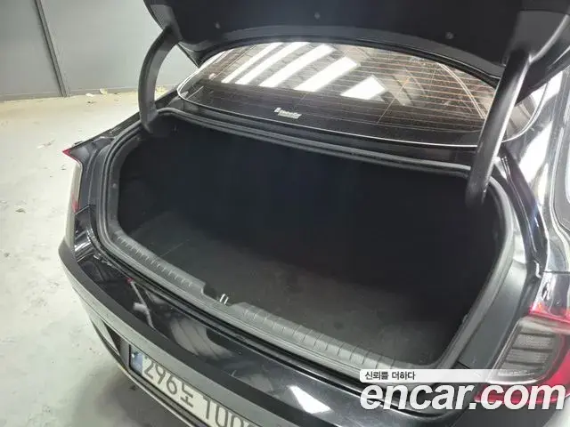 Hyundai Sonata 2021 — Фото 11/20