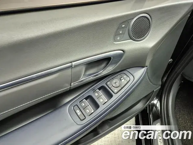 Hyundai Sonata 2021 — Фото 18/20