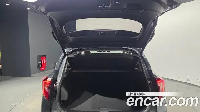 Kia Seltos 2023 — ფოტო 3/30